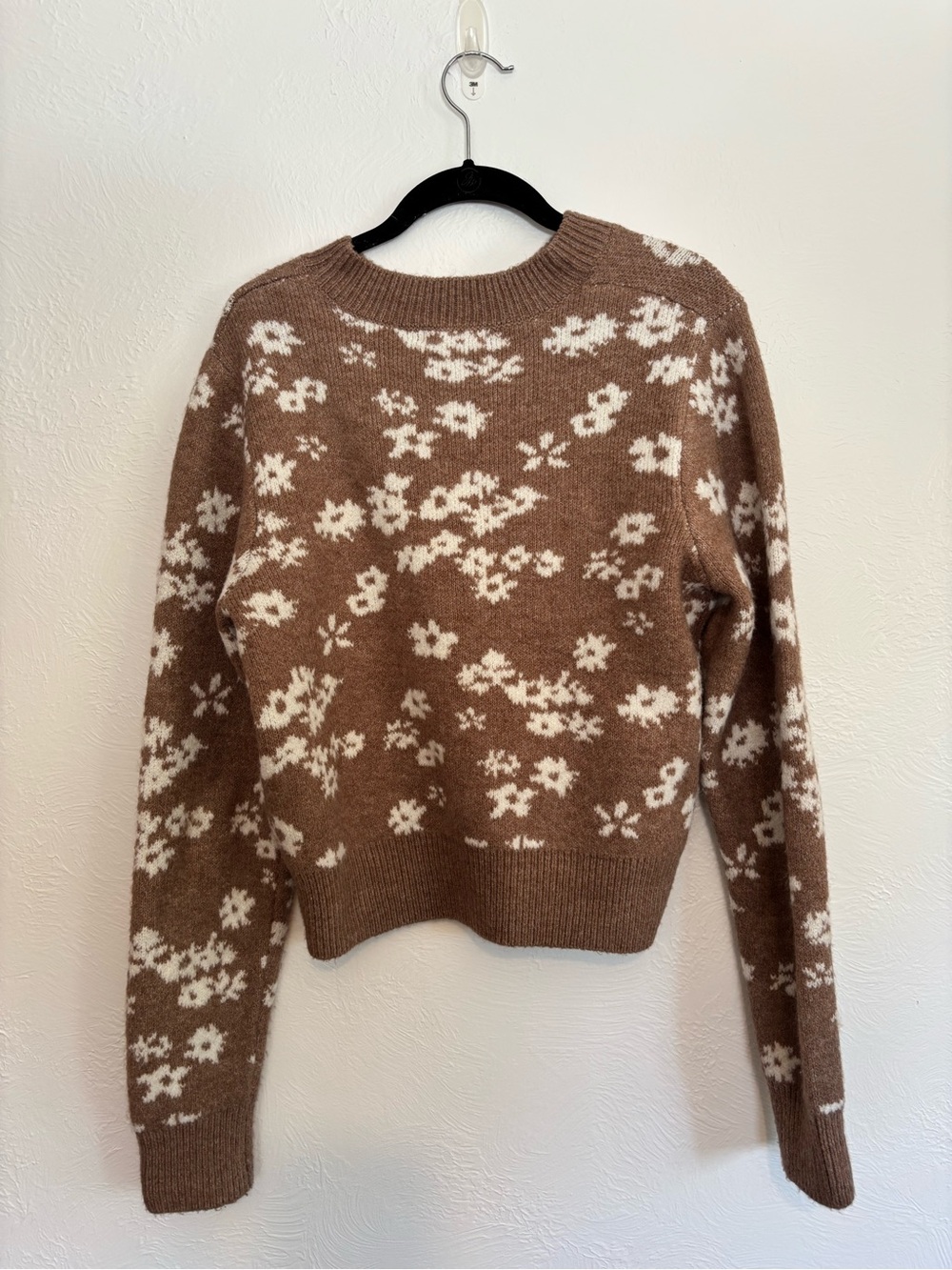 Z Supply Tory Floral Crewneck Sweater in Light Brown and Cream - Picture 4 of 8